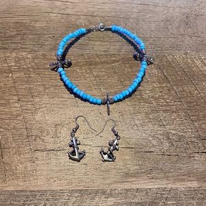 Bracelet and earrings